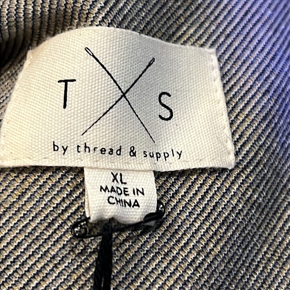 Thread & Supply Cropped Button Down NWT - image 6